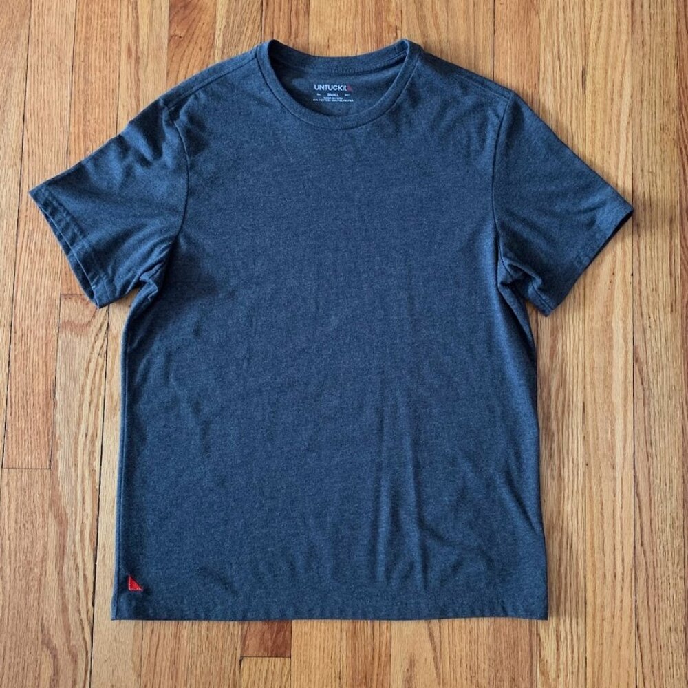 UNTUCKit Mens Saxum‎ Charcoal Grey Crewneck T-Shirt Minimalist Prep Casual Small